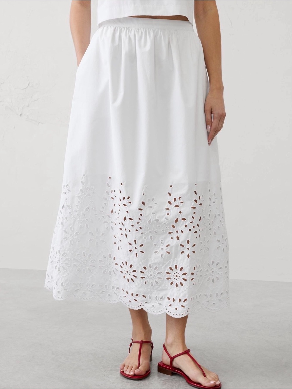 Banana Republic White Eyelet Midi Skirt – NWOT Petite XS